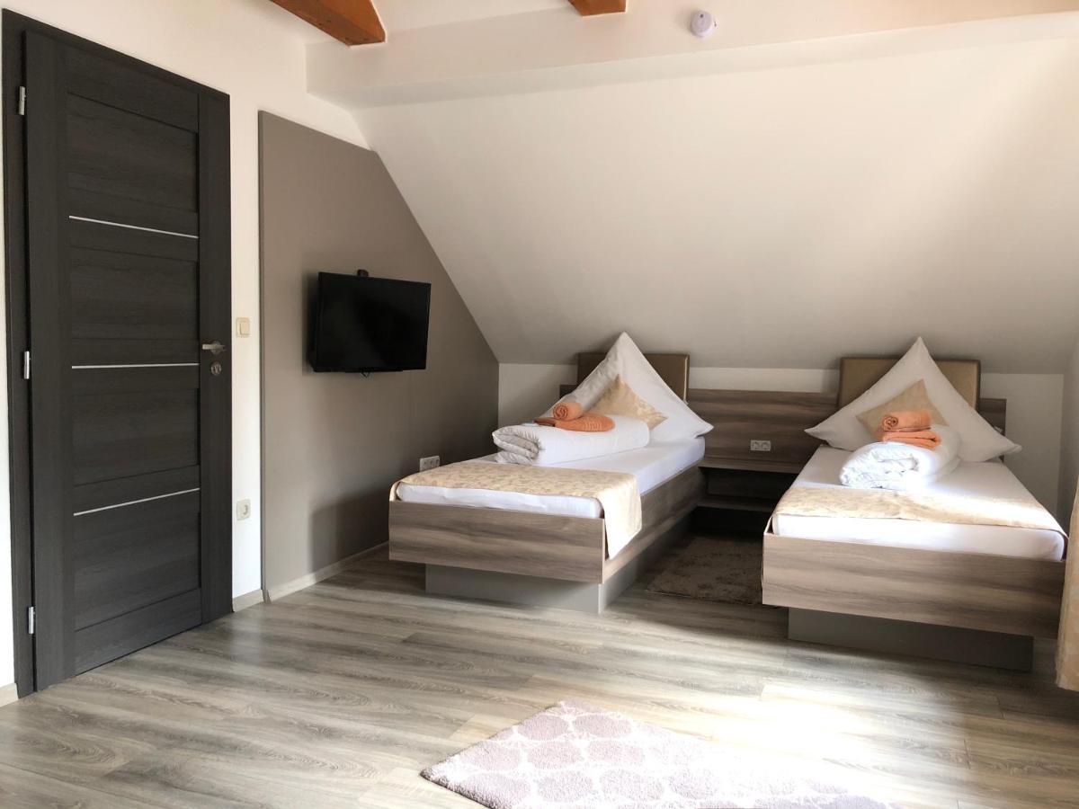 Pension Goldenes Vogtland Adorf Exterior foto