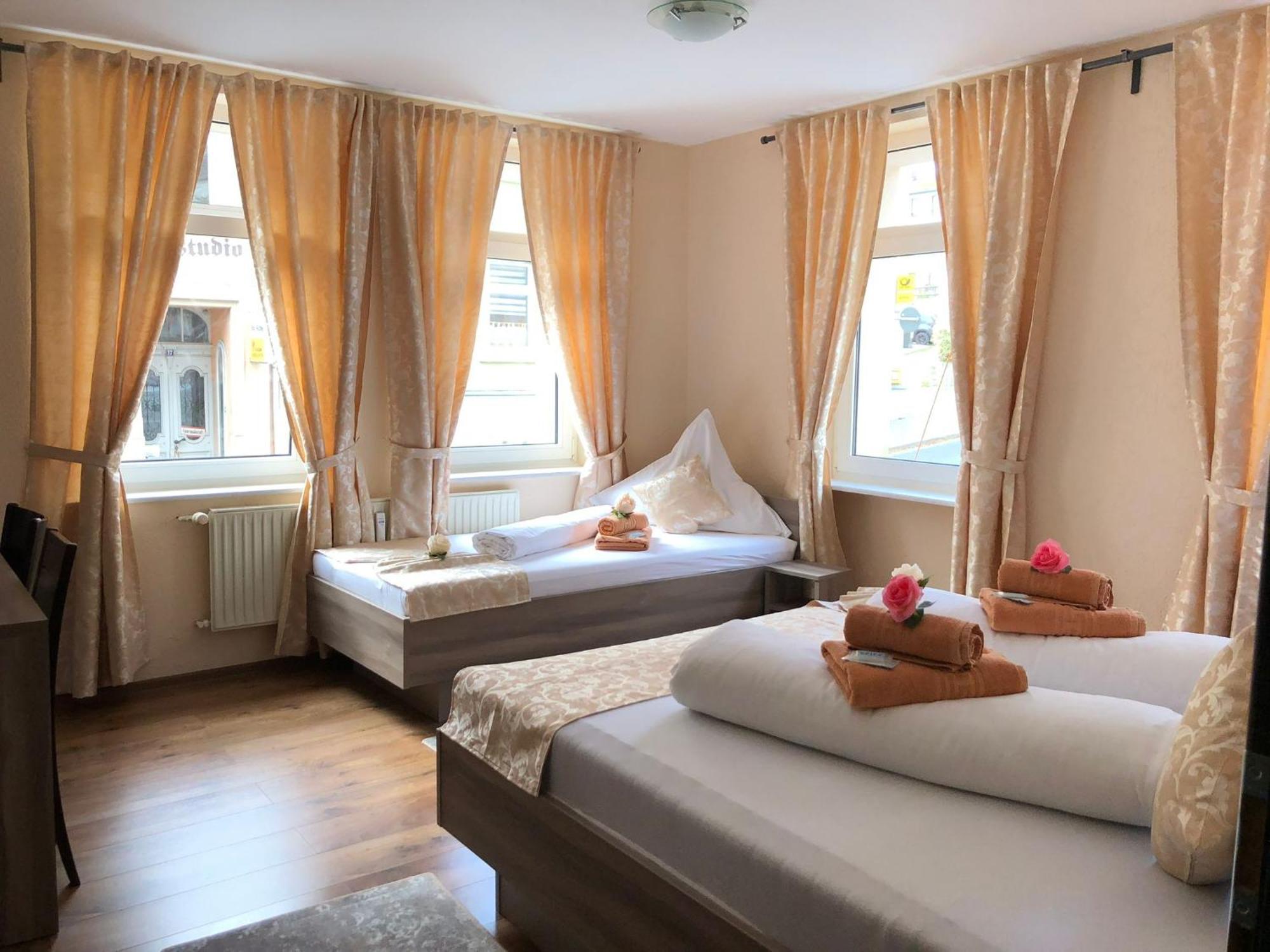 Pension Goldenes Vogtland Adorf Exterior foto